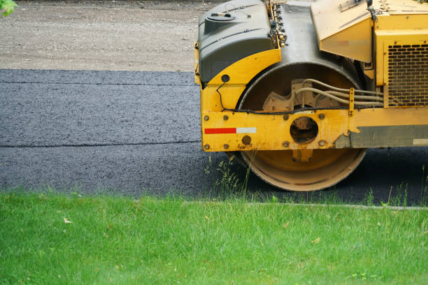 Best Driveway Paving Contractor  in Belville, NC